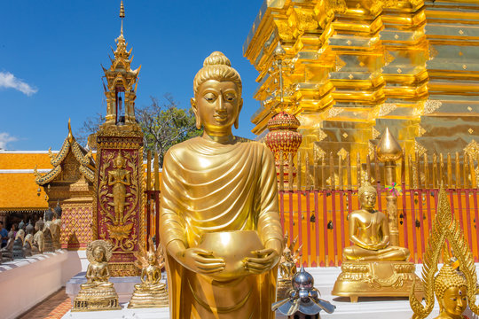 Golden chedi (stupa) and umbrella in Wat Phra That Doi Suthep temple, Chiang Mai, Thailand