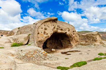 Fototapeta na wymiar Georgian rock cave city Uplistsikhe in Georgia