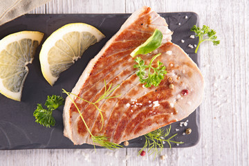 grilled tuna steak