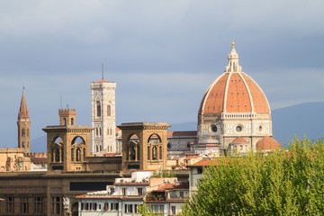 Fototapeta premium Cathedral of Saint Mary of the Flowers with clouds, Florence, Italy