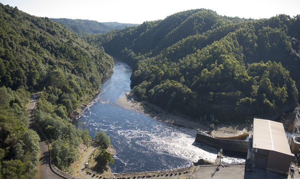 Tasmania Reece dam and power atation