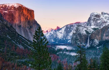 Foto op Canvas Sunset at Tunnel View Yosemite National Park © Maricel
