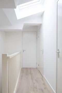 modern white apartment in amsterdam
