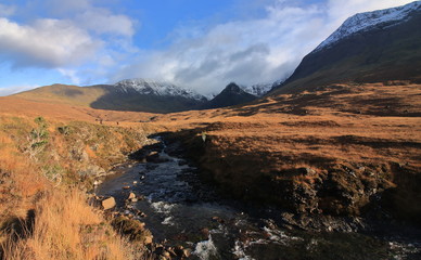 CASCADAS DE LA HADAS