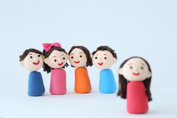 紙粘土で作った人形