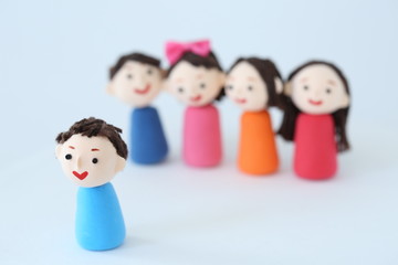 紙粘土で作った人形