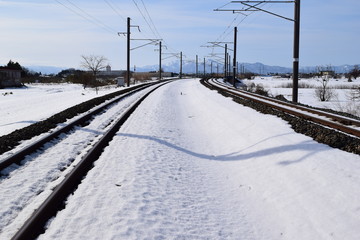 雪国の線路（羽越本線）