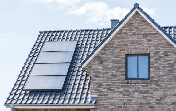 Solarelemente auf einem Dach