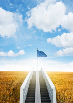 champ bl&eacute; c&eacute;r&eacute;ale culture agricole union europ&eacute;enne aide subvention politique agricole commune drapeau europe agriculture ciel bleu dor&eacute; or &eacute;t&eacute; r&eacute;colte moisson paysage campagne rural