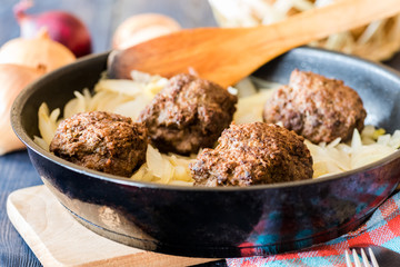 Meatballs stuffed with onion