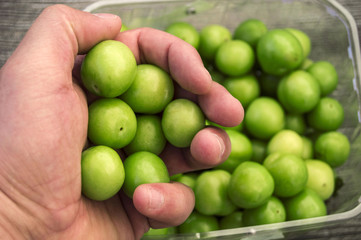 Salt and plum food is very tasty. There are a handful of sour plums, sour plums for pregnant women,


