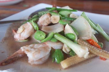 Shrimp with stink bean is delicious thai food.
