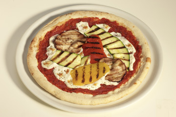 Pizza con Verdure Grigliate
