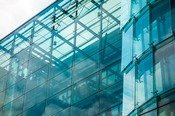 Obraz na płótnie Canvas futuristic glass facade