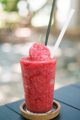 Iced mixed berry frappe
