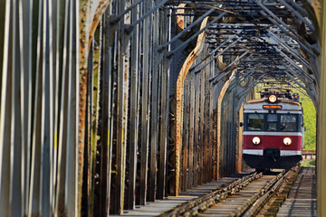 Passenger train. © Tomasz Warszewski