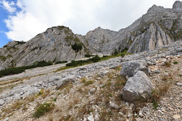 Fototapeta na wymiar rocks and mountains