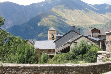 Durro, typical stone village in the Catalan Pyrenees. valley of Bohí in Catalonia, Spain