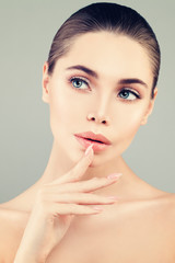 Obraz na płótnie Canvas Closeup Spa Portrait of Healthy Model Woman with Fresh Skin. Spa Beauty