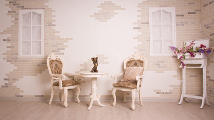 A luxurious interior in the vintage style