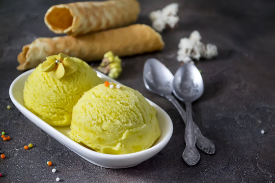 Yellow ice cream