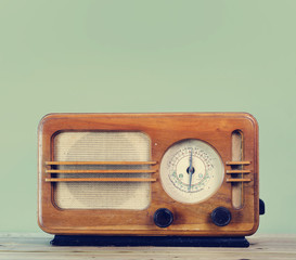 Retro radio