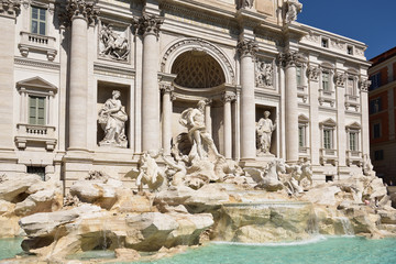 Fototapeta na wymiar Fontana di Trevi - Trevibrunnen | Rom 