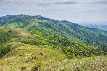 Obraz premium Mountains scenery with blue sky background in summer 