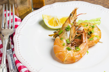 Grilled king prawns，Grilled shrimp
