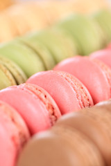 Macarons Macaroons Kekse macro hochkant Nachtisch Dessert aus Frankreich