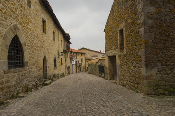 Obraz na płótnie Canvas The town of Santillana de Mar in Cantabria