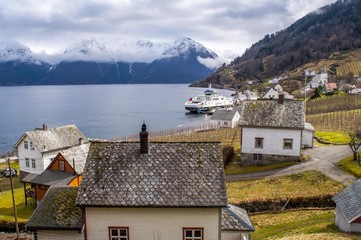 Utne, norweska wioska jak z bajki.  - obrazy, fototapety, plakaty