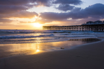 Fototapeta premium Pier at sunset