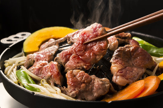 ジンギスカン　 Japanese Style Mongolian Mutton Barbecue