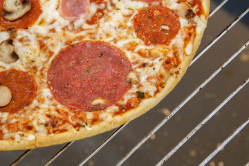 Pizza im Backofen