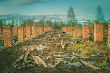 Fototapeta na wymiar Ruins of a ruined old large factory.