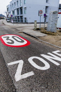 30 kph zone in the city