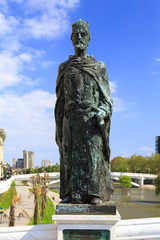 Obraz premium Bronze sculpture of Sebastokrator Strez in downtown Skopje, Macedonia.