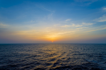 太平洋の夕陽