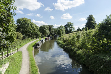 Fototapeta na wymiar Kennet and avon canal near Bath UK.