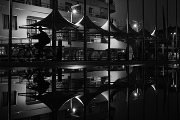 Reflection of the Cruise