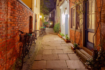 Fototapeta na wymiar Bremen. Old street at night.