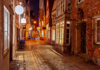 Fototapeta na wymiar Bremen. Old street at night.