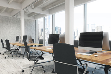Open office with pillars, side