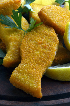 Theragra chalcogramma Abadejo Colin Merluzzo d'Alaska Alaska pollock スケトウダラ de Pazifischer Pollack Mintaj Минтай Alaskanseiti 黄线狭鳕 Alaskakoolvis C&aacute; minh th&aacute;i 