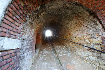 Stary ceglany tunel
