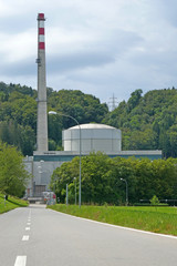 Fototapeta na wymiar Atomkraftwerk Mühleberg, Bern, Schweiz 