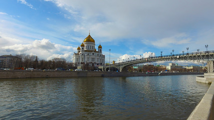 Obraz premium Vista panoramica della Cattedrale di Cristo Salvatore e Ponte dei Patriarchi, Mosca, Russia