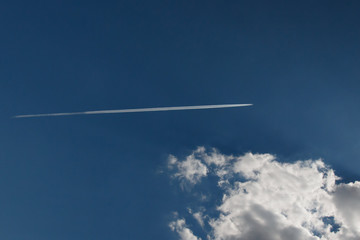 Contrail