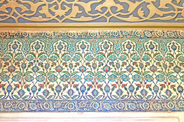 Ancient Ottoman patterned tile composition. - 149225951